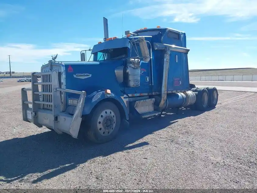 Kenworth  W900
