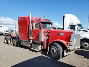 Salvage 2000 Peterbilt 379 - 60725