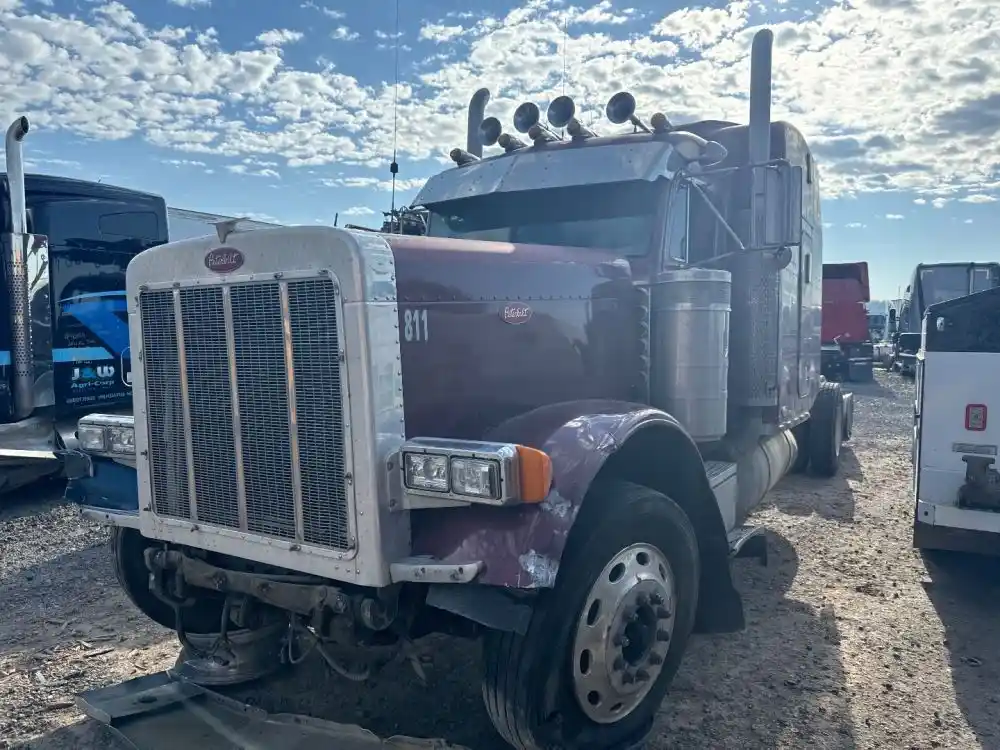 Peterbilt  379