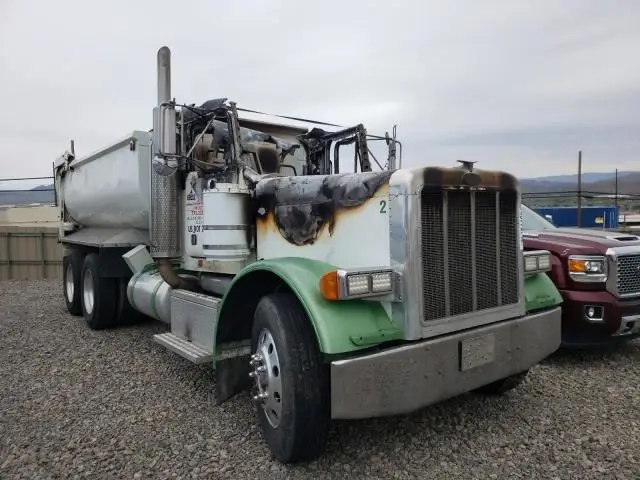 Peterbilt  379
