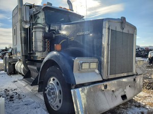 Salvage 2001 Kenworth W900 - 102619
