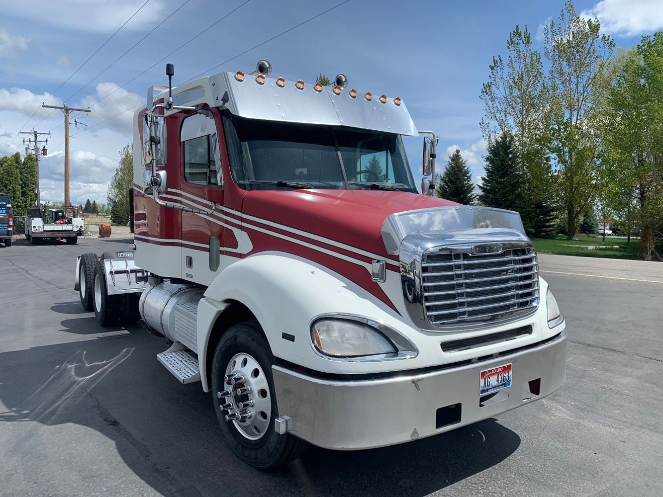 Freightliner  COLUMBIA 120