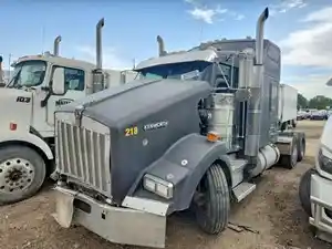 Salvage 2003 Kenworth T800 - 70226