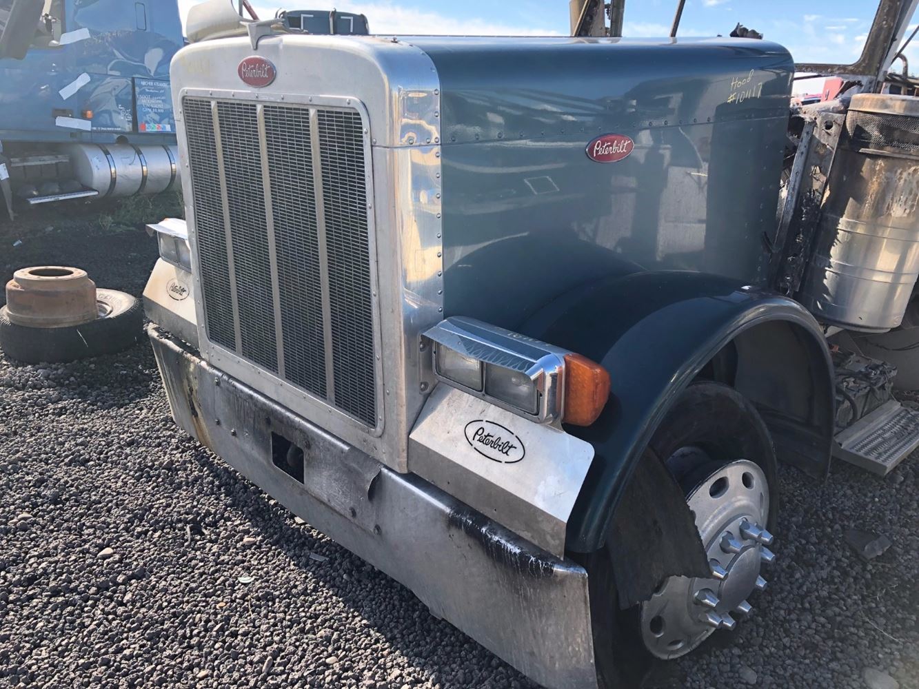 Peterbilt  379