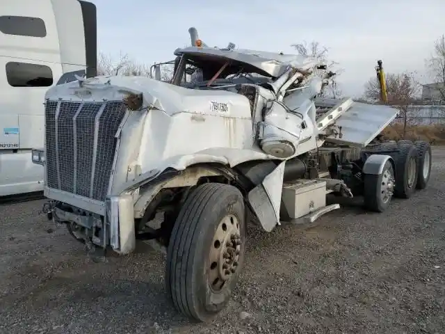 Peterbilt  379