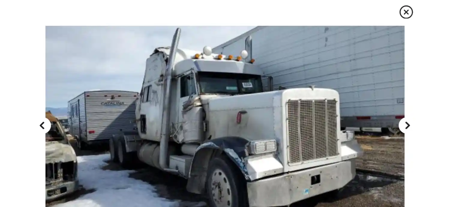 Peterbilt  379