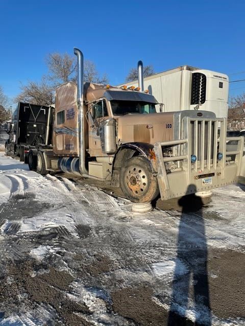 Peterbilt  379