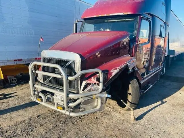 Volvo  VNL