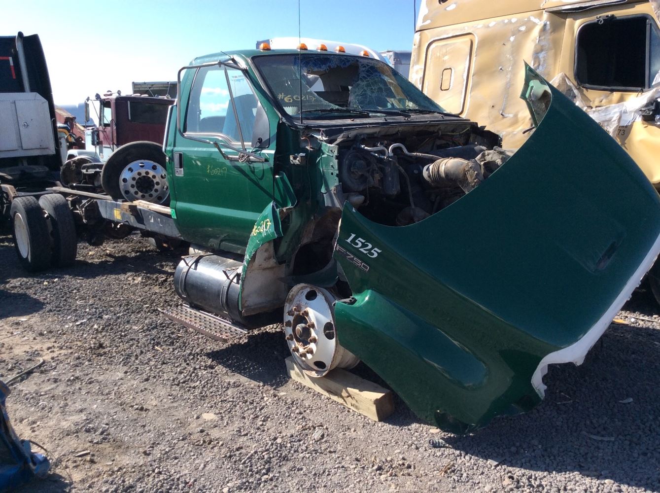 Salvage 2004 Ford F-750 Truck Delivery 
