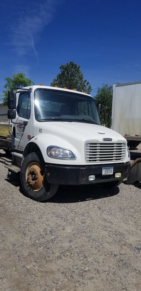Freightliner  M2 106