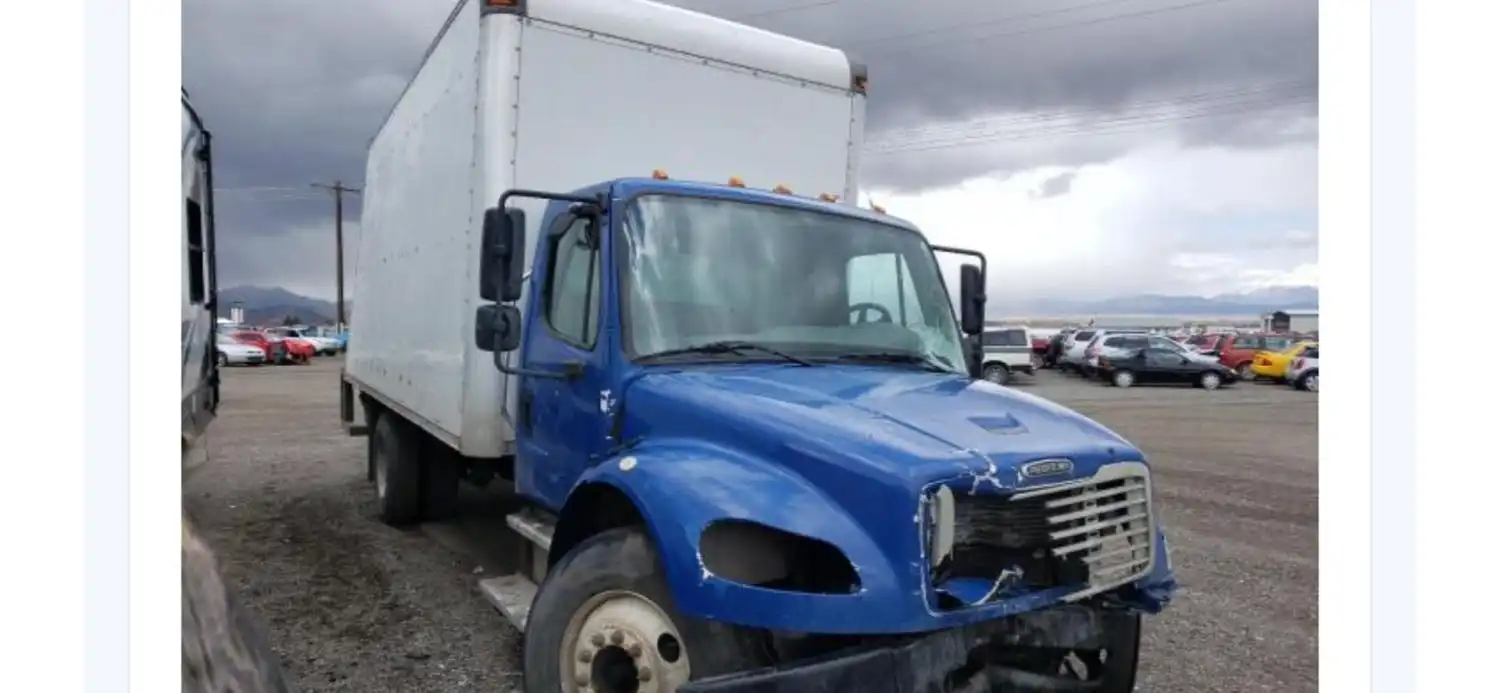 Freightliner  M2 106