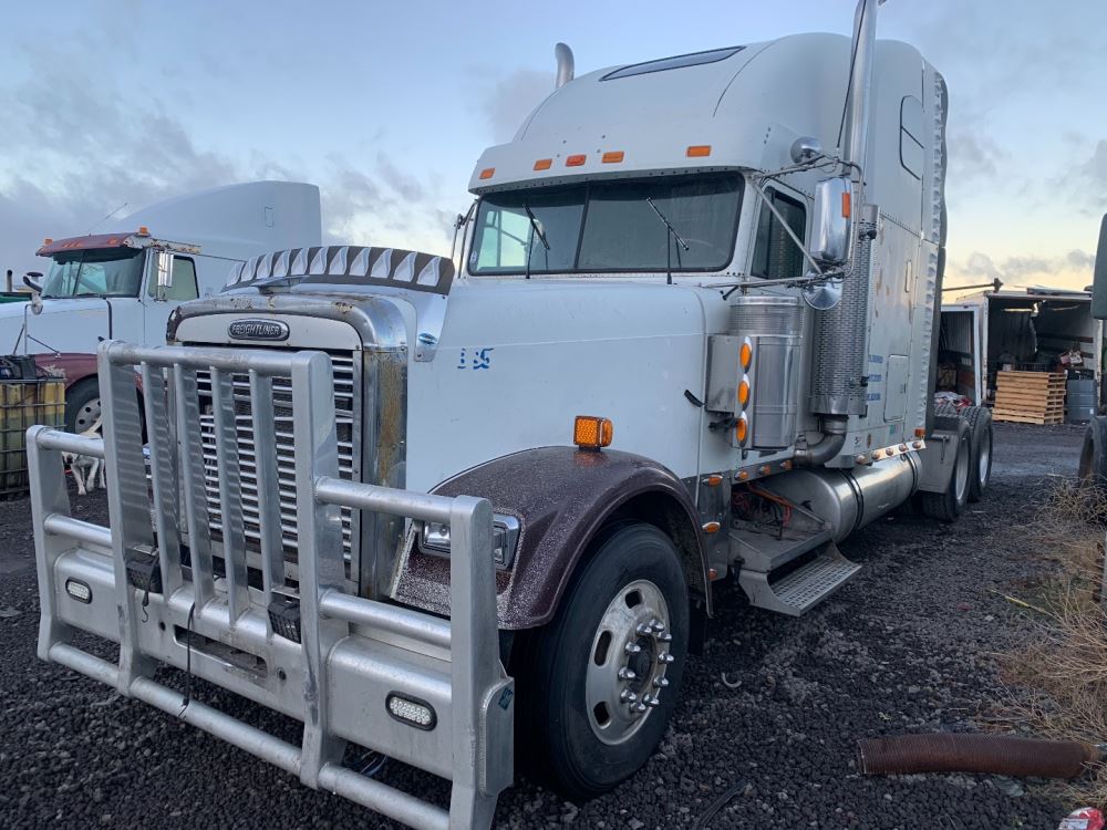 Freightliner  FLD132 XL CLASSIC