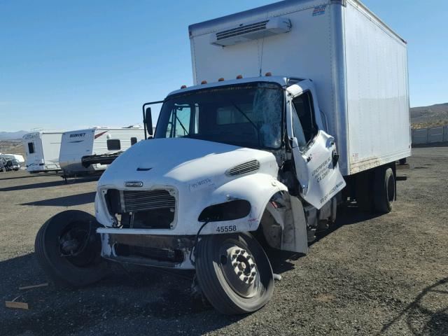 Freightliner  M2 106