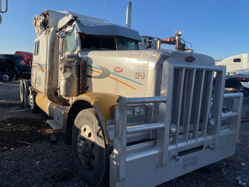 Peterbilt  379