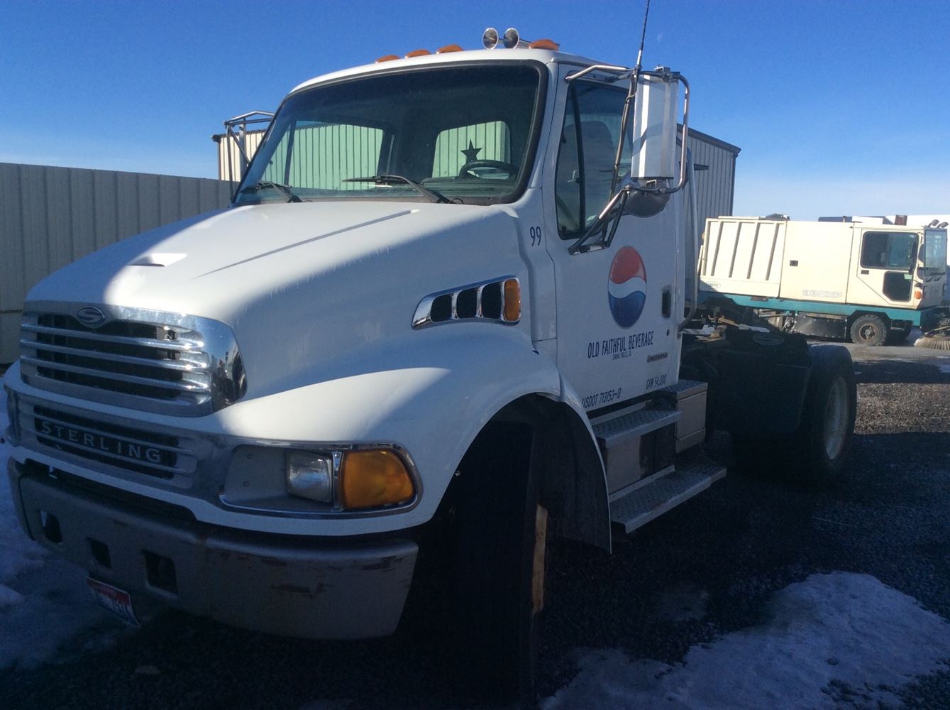 Sterling  L8500