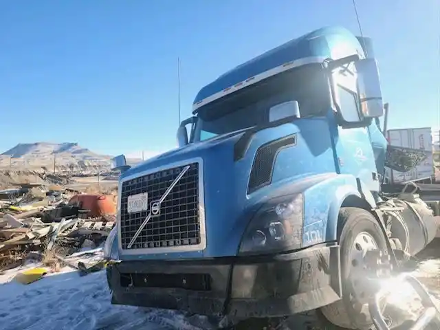 Volvo  VNL