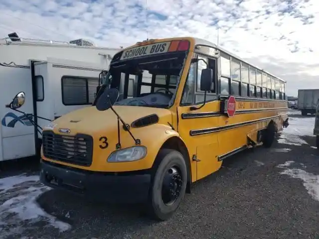 Freightliner  B2