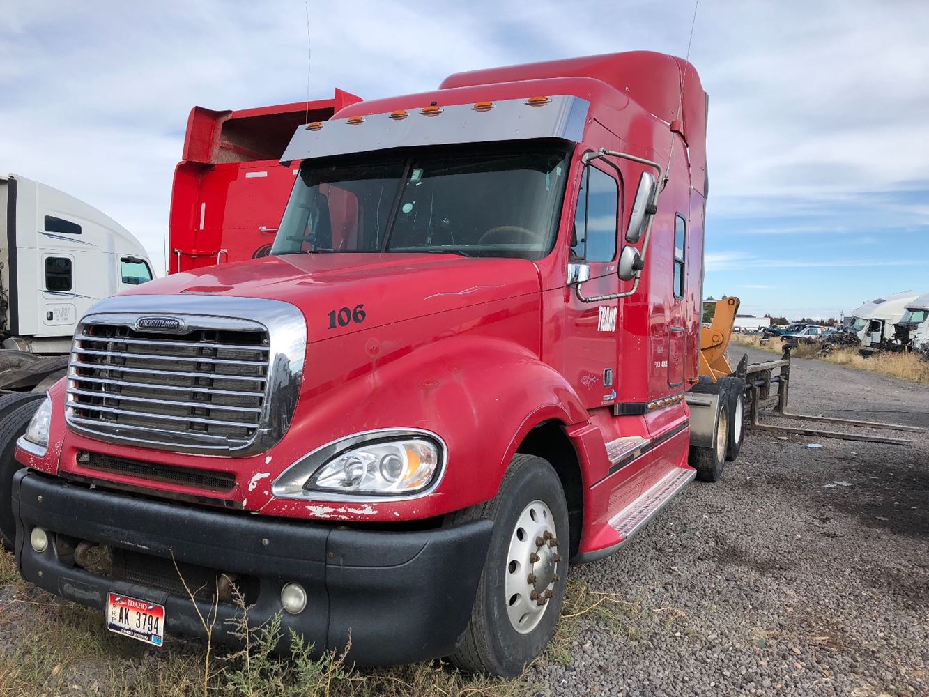 Freightliner  COLUMBIA 120