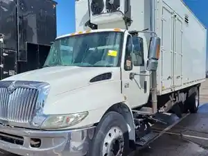 Salvage 2006 International 4300 - 91825