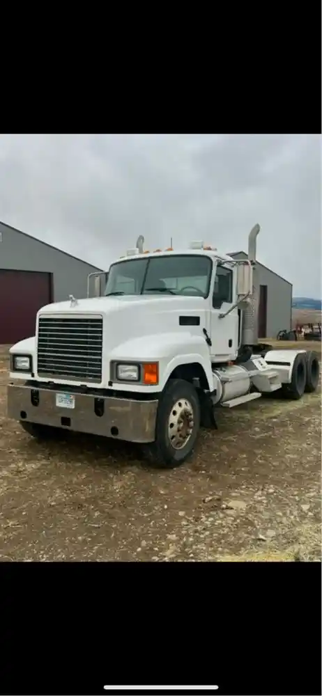 Mack  CHN613