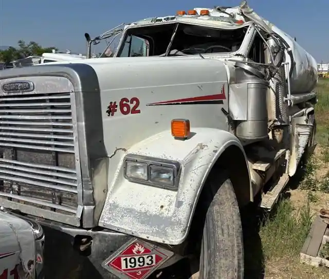 Freightliner  Classic 120