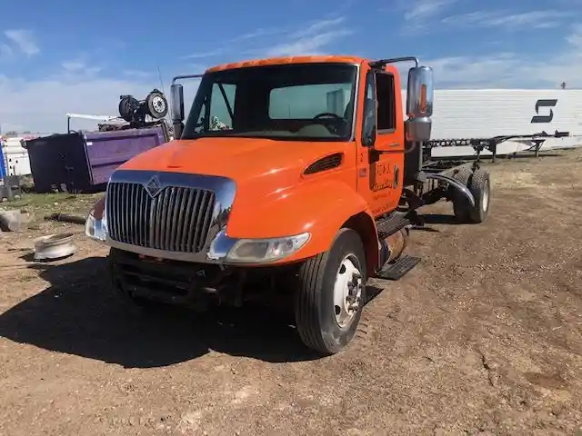 International  4300 LP