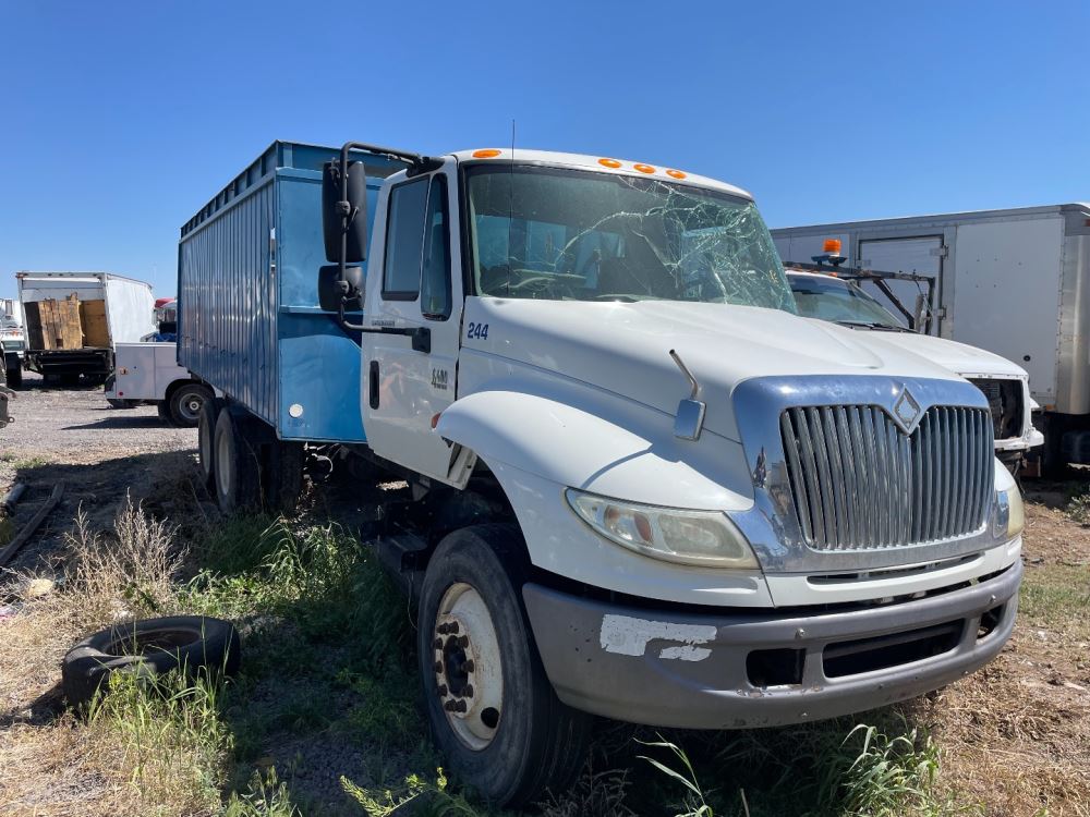 International  4400