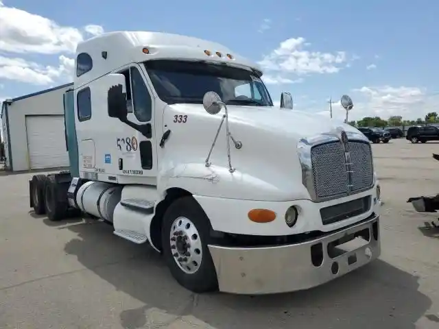 Kenworth  T2000