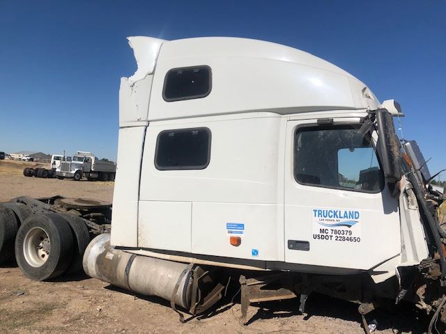 Volvo  VNL