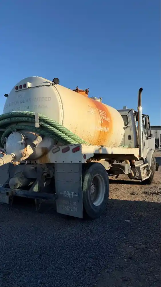 Image 3 of part 2008 Freightliner M2 106 Truck for Parts