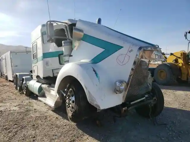 Kenworth  W900