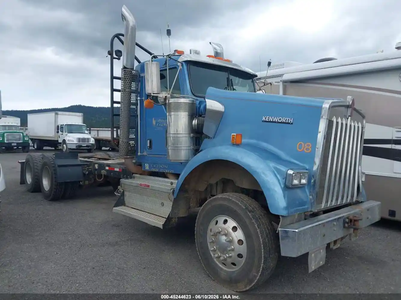 Kenworth  W900