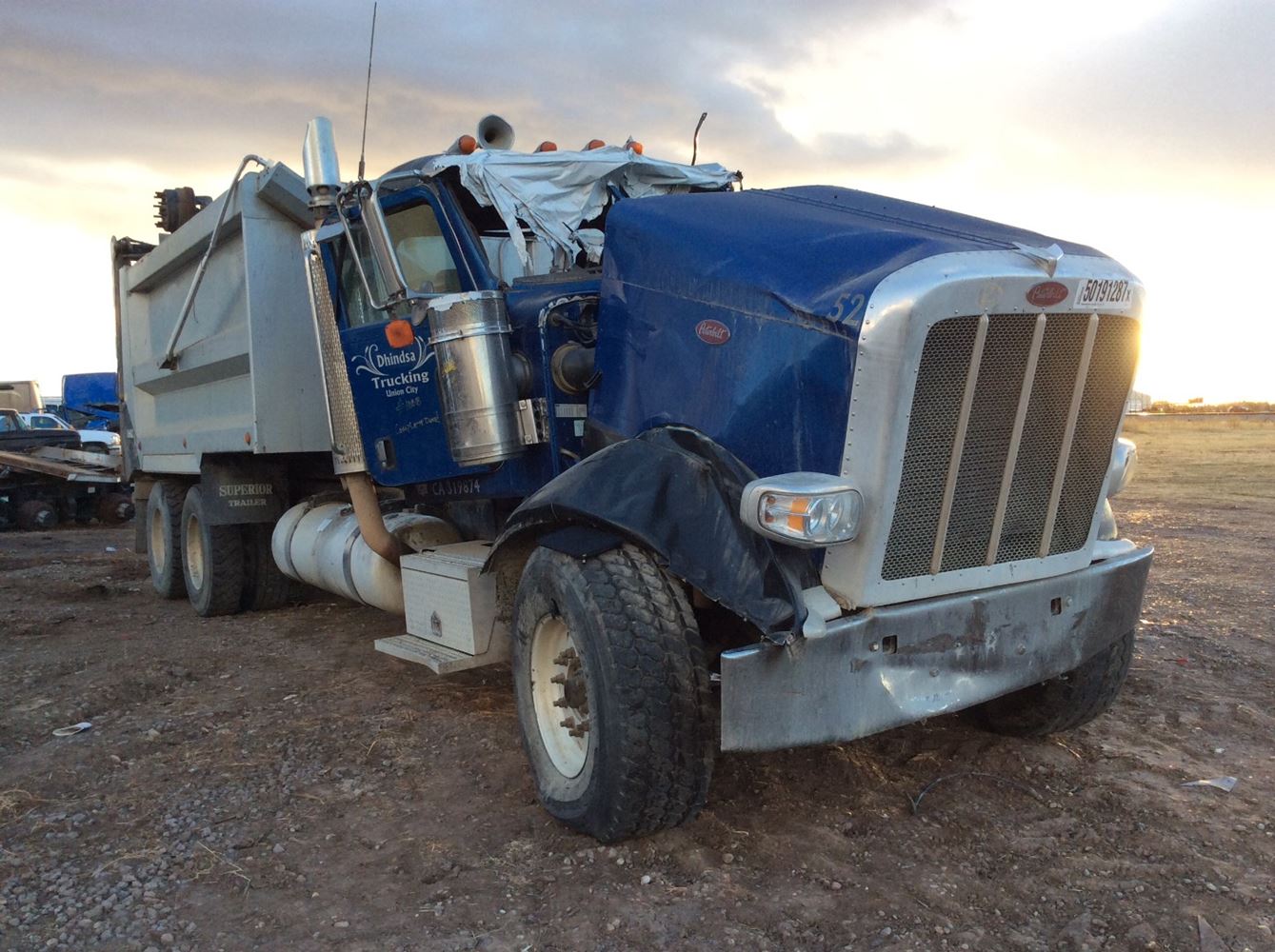 Peterbilt  388
