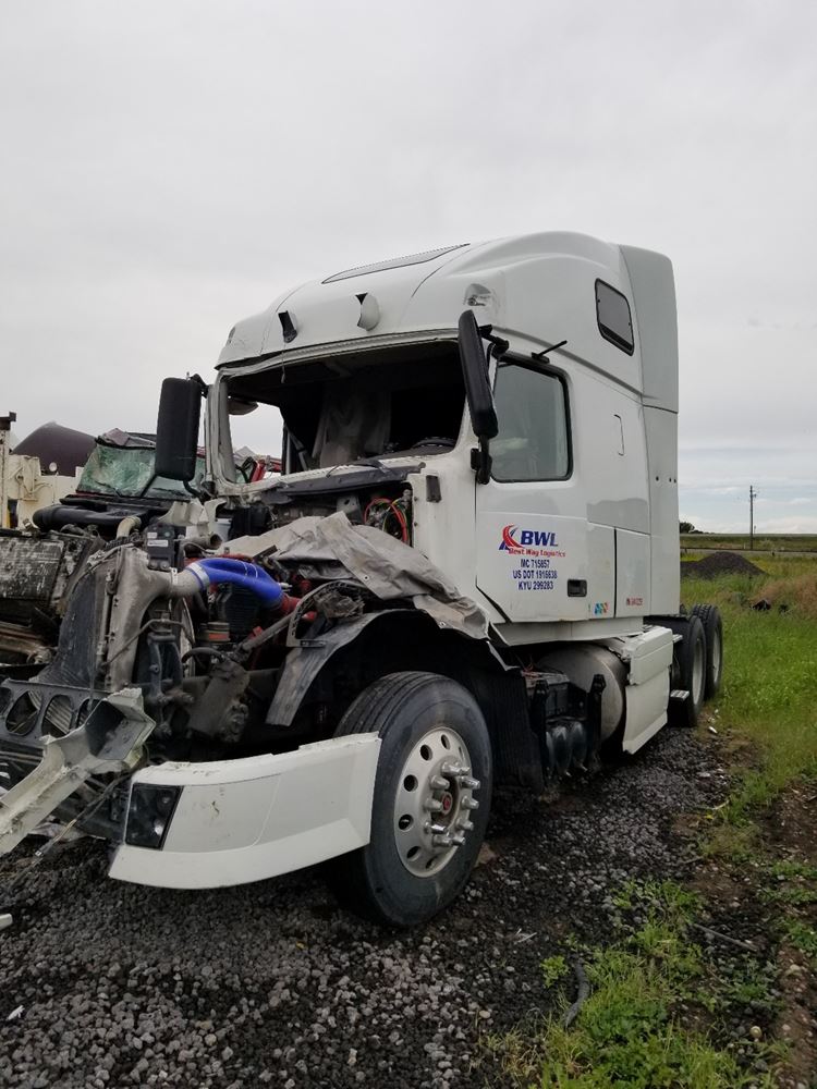 Volvo  VNL