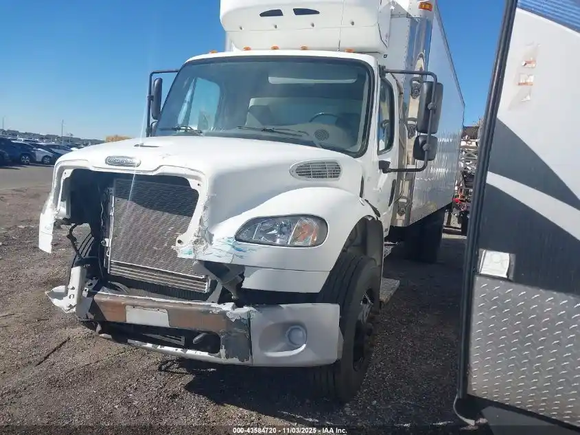 Image 2 of part 2009 Freightliner M2 106 Truck for Parts