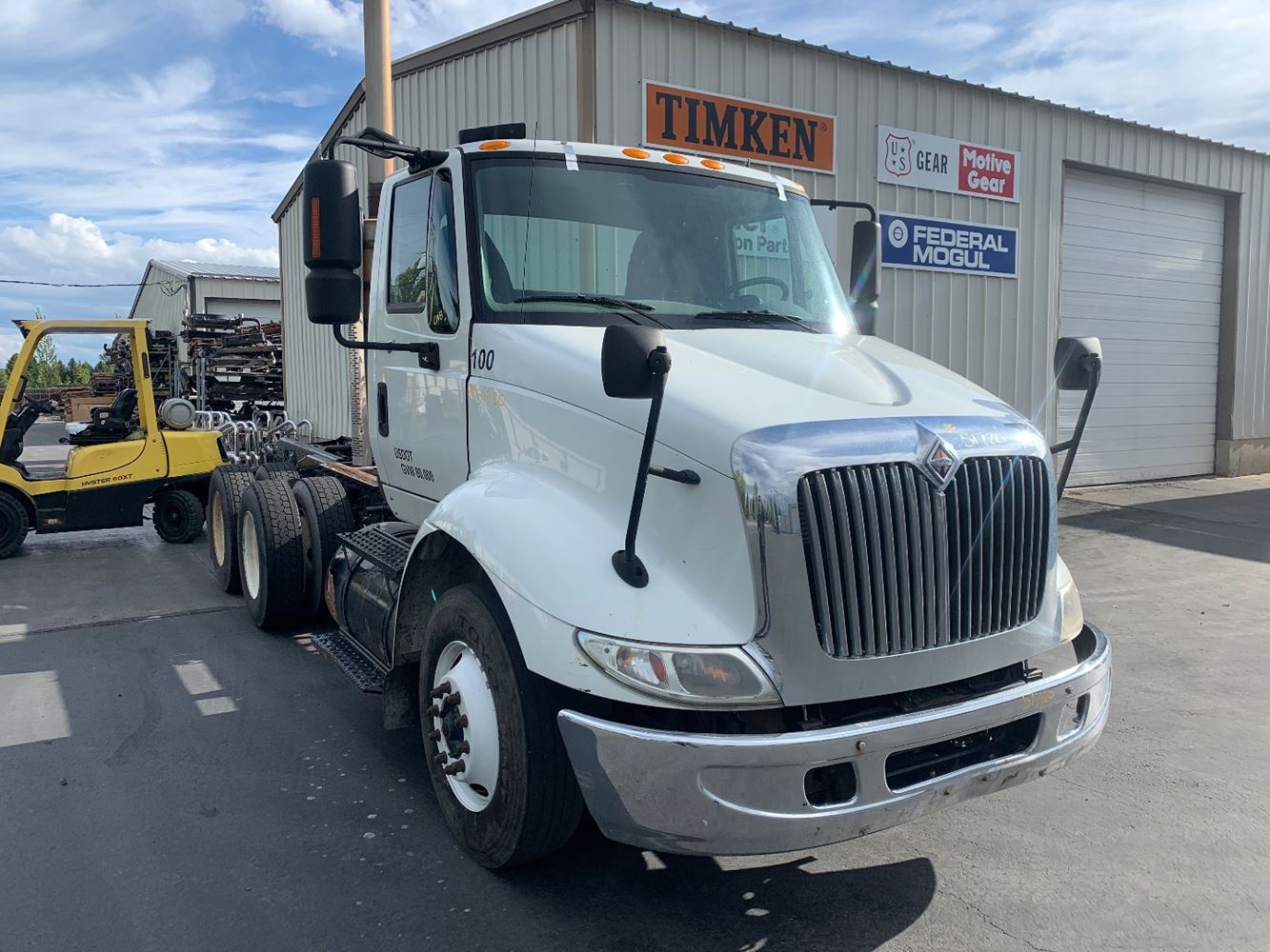 International  8600