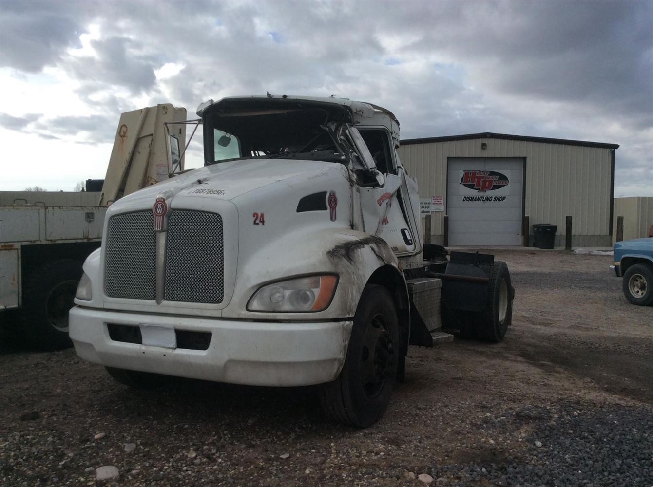 Kenworth  T370