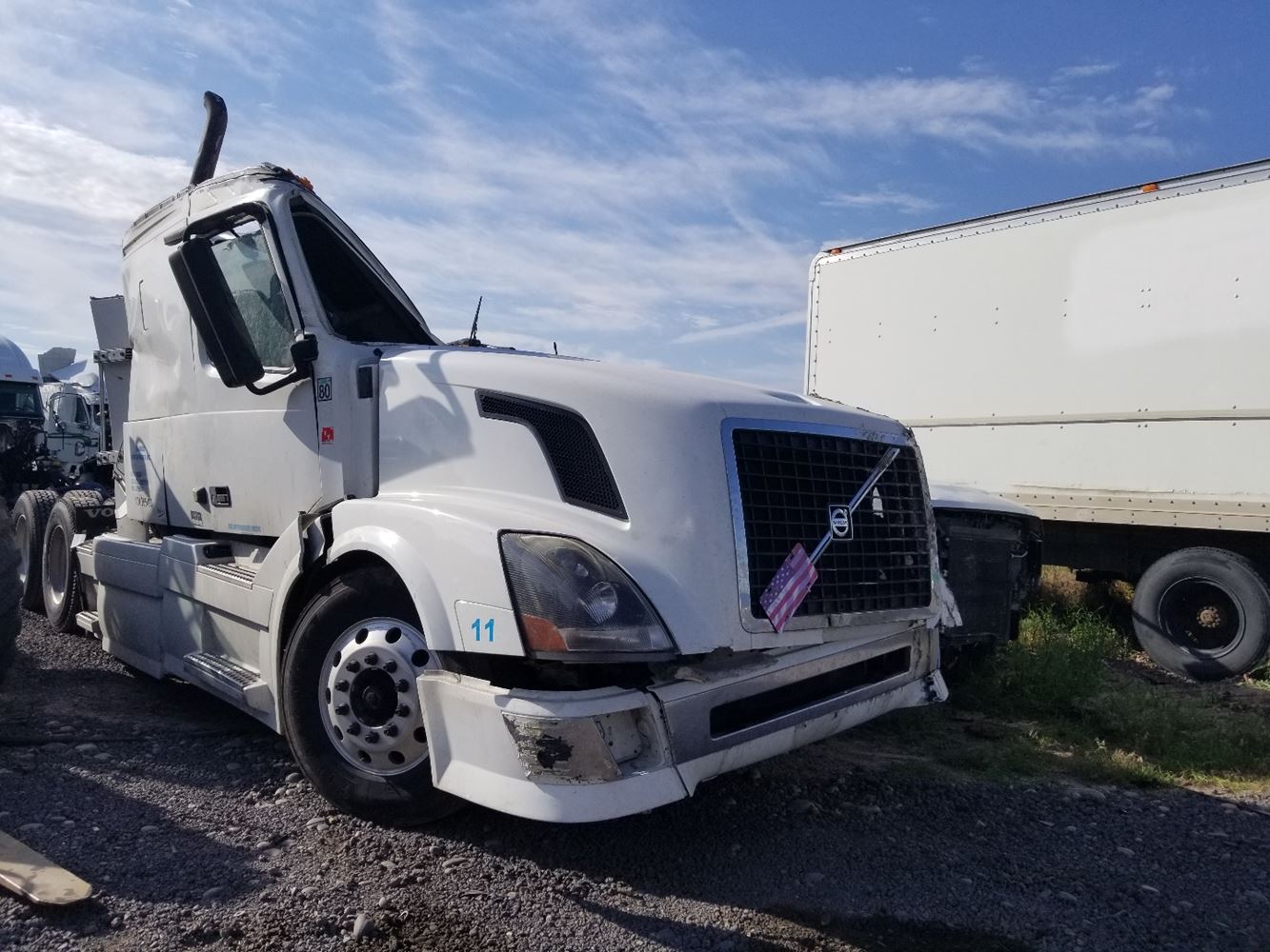 Volvo  VNL