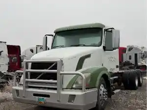 Salvage 2009 Volvo VNL - 11626