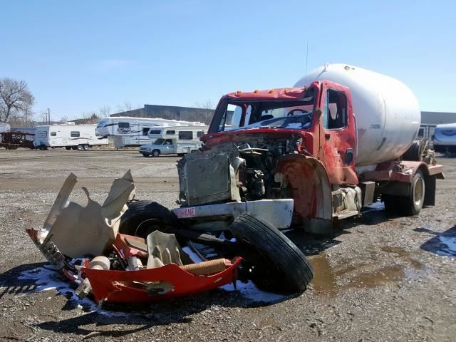 Freightliner  M2 106