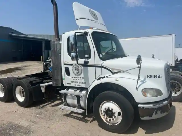 Freightliner  M2 112 Medium Duty