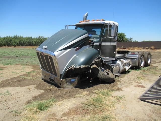 Peterbilt  384