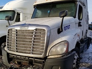 2012 Freightliner Cascadia 125 Truck for Parts (Stock #121317)) Part Image