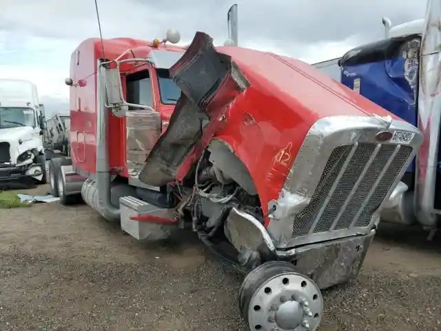 Peterbilt  388