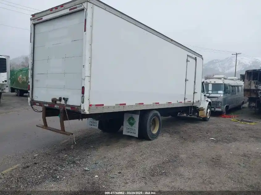 Image 4 of part 2013 Freightliner M2 106 Truck for Parts