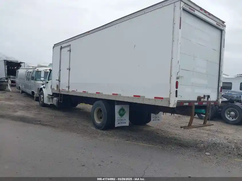 Image 3 of part 2013 Freightliner M2 106 Truck for Parts