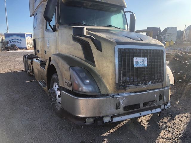 Volvo  VNL