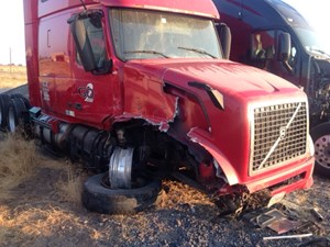 Salvage 2013 Volvo VNL - 92017