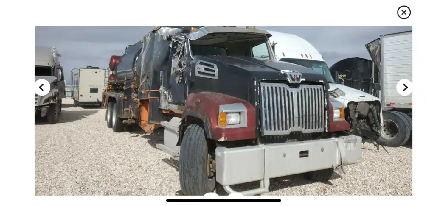 Western Star  4700