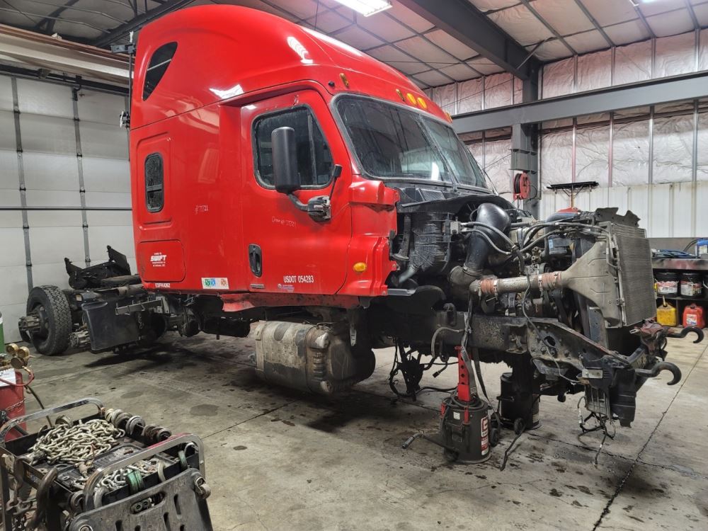 Freightliner  Cascadia 125